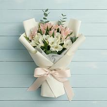 Букет цветов из:  Альстромерии #REPLACE_PRED# Рождествено