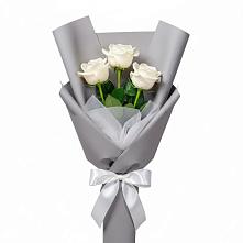 Букет 3 белые розы в Рождествено